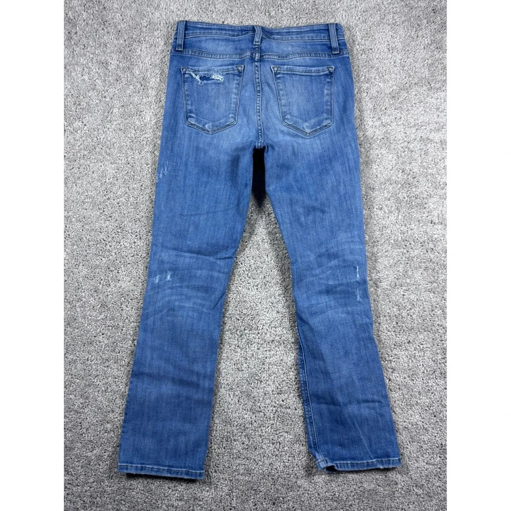 Flying Monkey color closure style
